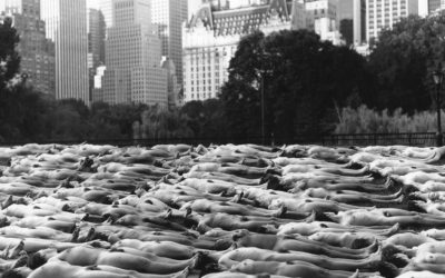 Spencer Tunick: the human bodies protagonists of photography